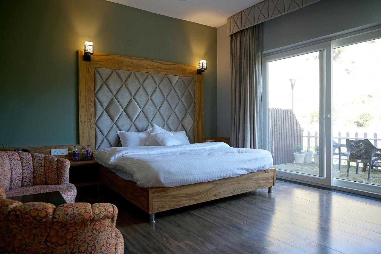 Sl Manor Hill Resort ムスーリー エクステリア 写真